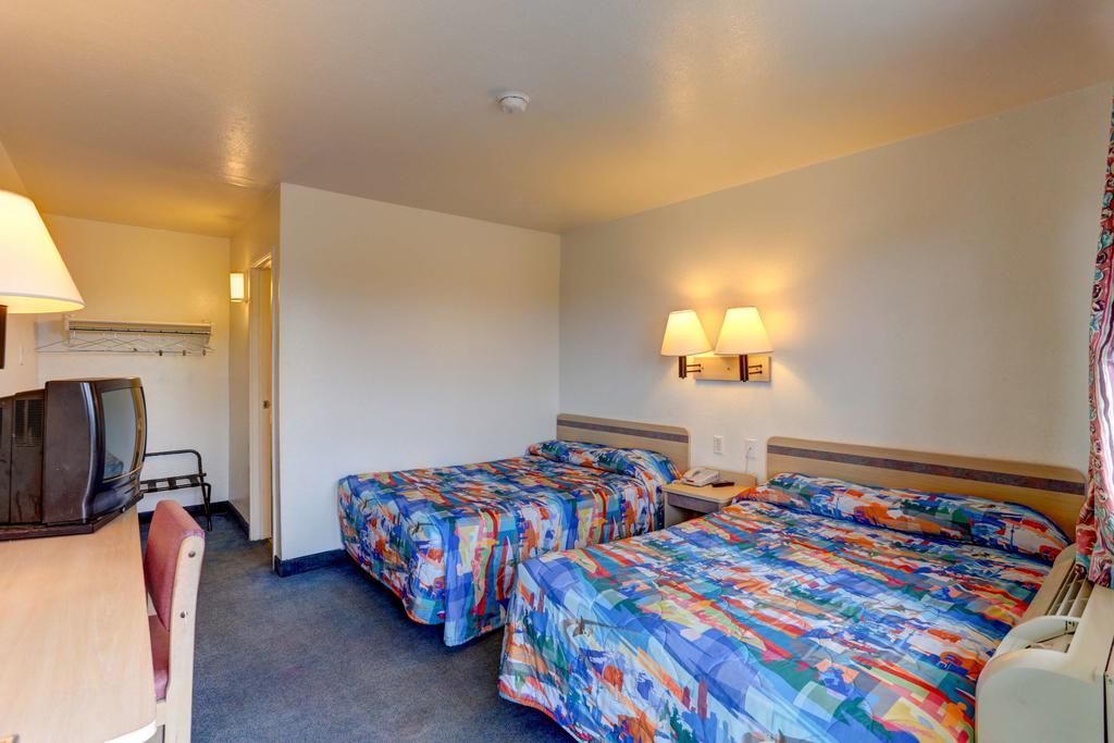 Econo Lodge West Memphis Exterior foto